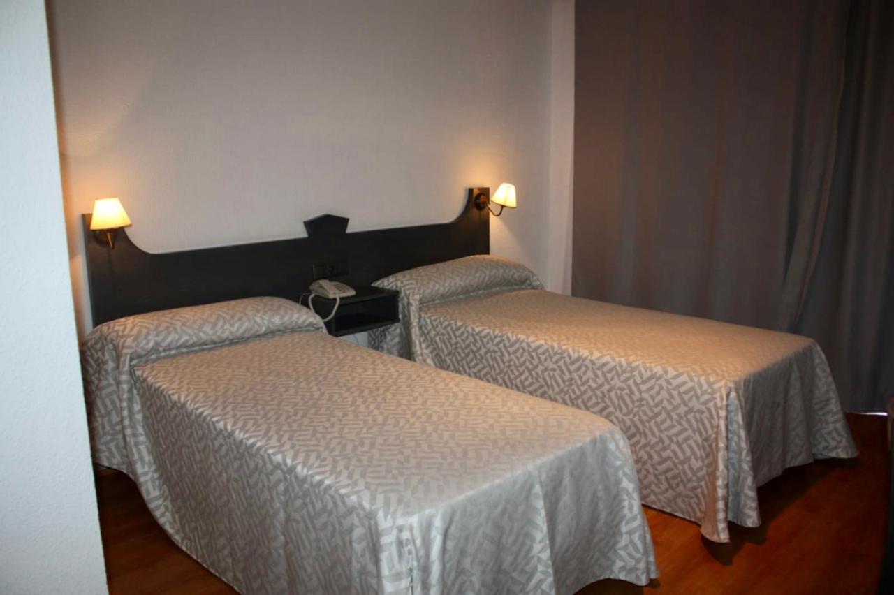 Hotel Lisboa Badajoz Buitenkant foto