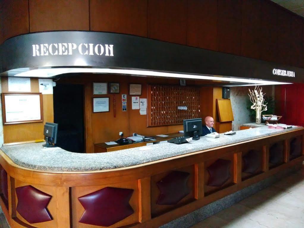Hotel Lisboa Badajoz Buitenkant foto
